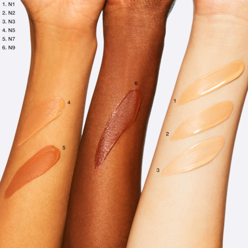 M.A.C Cosmetics Studio Face and Body Foundation