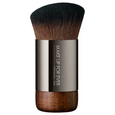 MAKE UP FOR EVER Buffing Foundation Brush N112