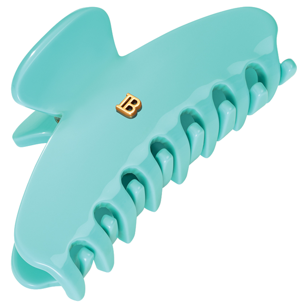 3 Easy Ways to Style Your Hair With a 90s Claw Clip (Yep, They’re Back!)