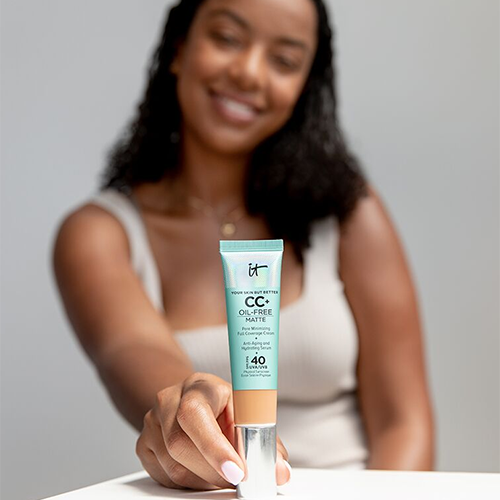 IT Cosmetics Your Skin But Better CC+ Cream Oil-Control Matte SPF 40 32ml