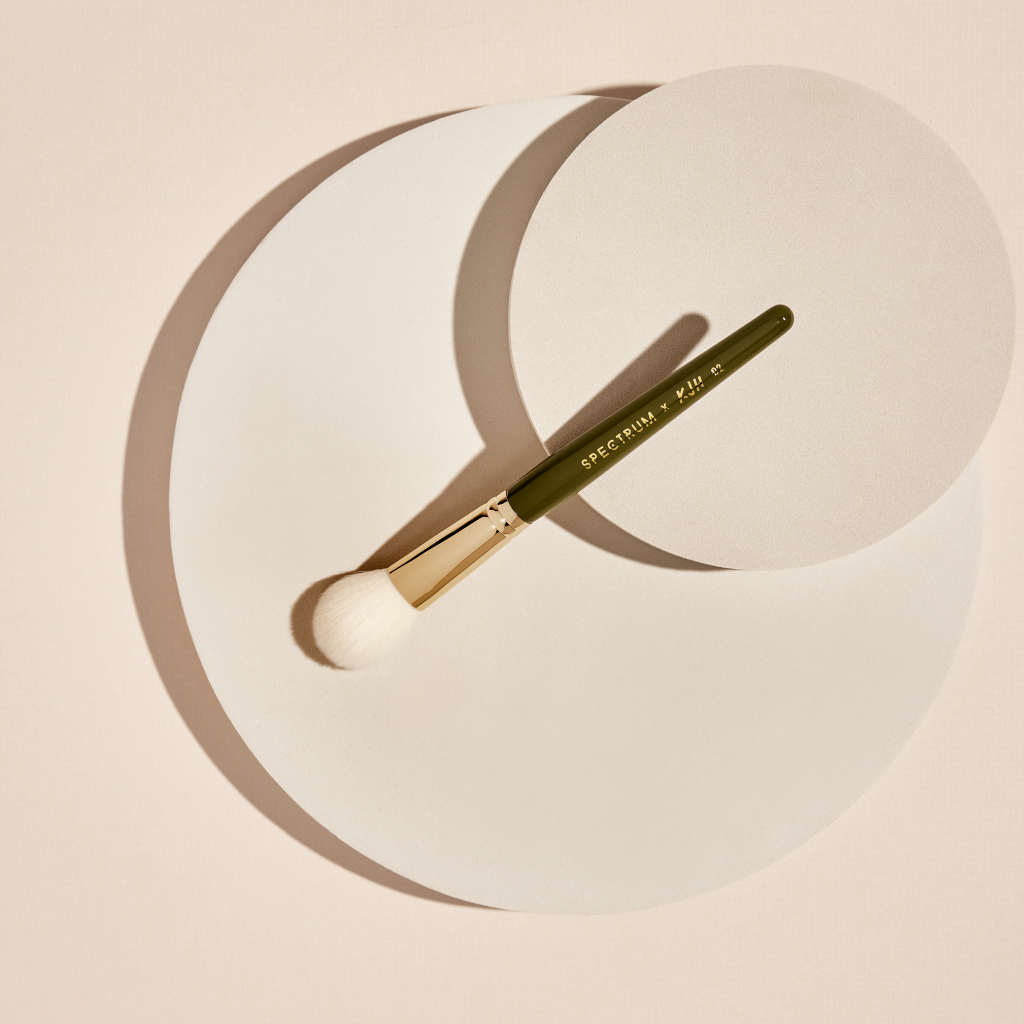 Spectrum KJH Number 2 Pro Blush Brush