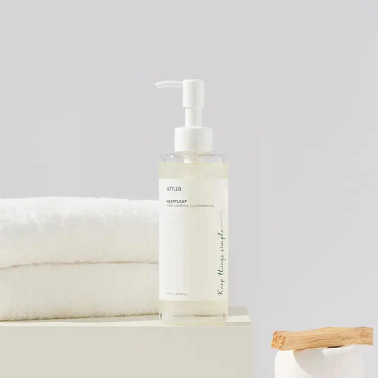 Anua Heartleaf Pore Control Cleansing Oil