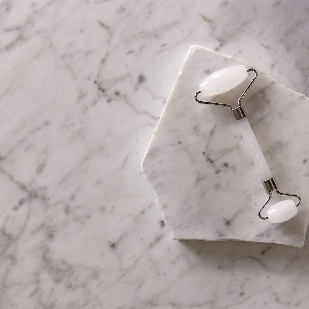 IKOU Facial Roller Crystal Quartz