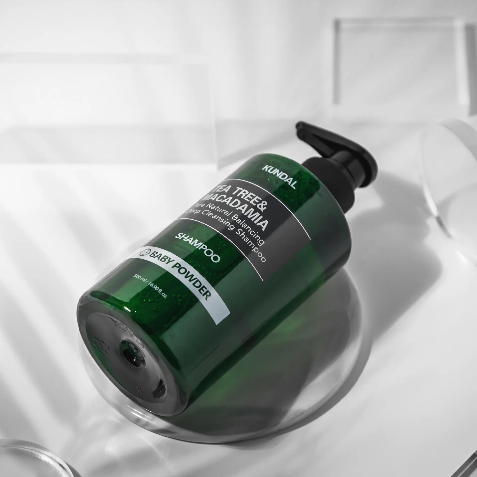 Kundal Tea Tree & Macadamia deep cleansing shampoo 500ml - baby powder scent