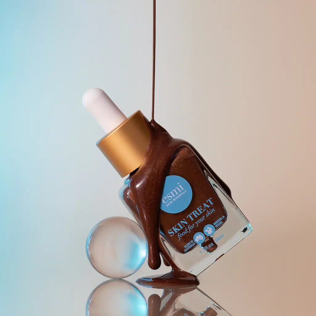 Esmi Skin Minerals Hyaluronic Glow Skin Treat Serum 30ml