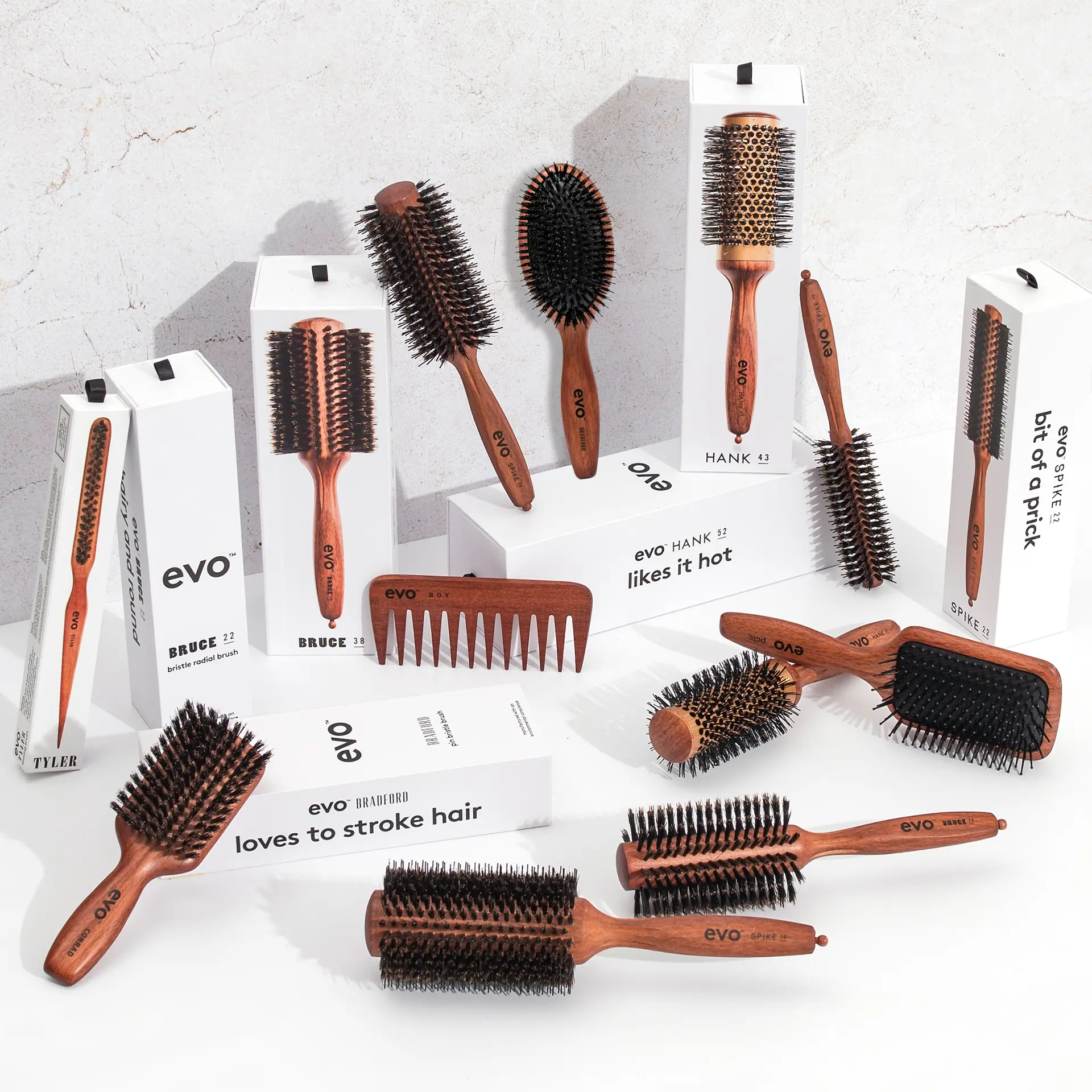 evo Bruce 22 Natural Boar Bristle Radial Brush