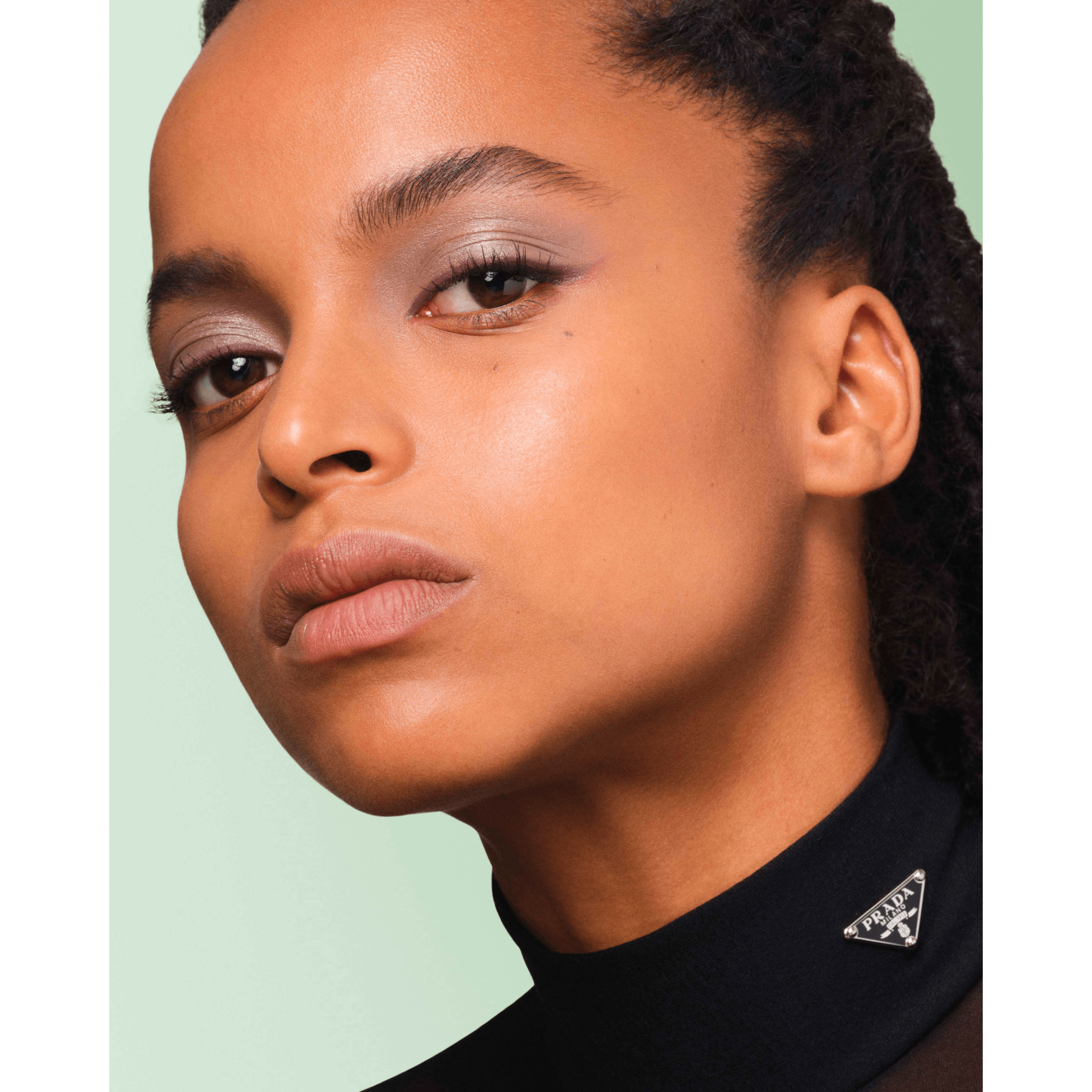 Prada Dimensions Durable Multi-Effect Eyeshadow