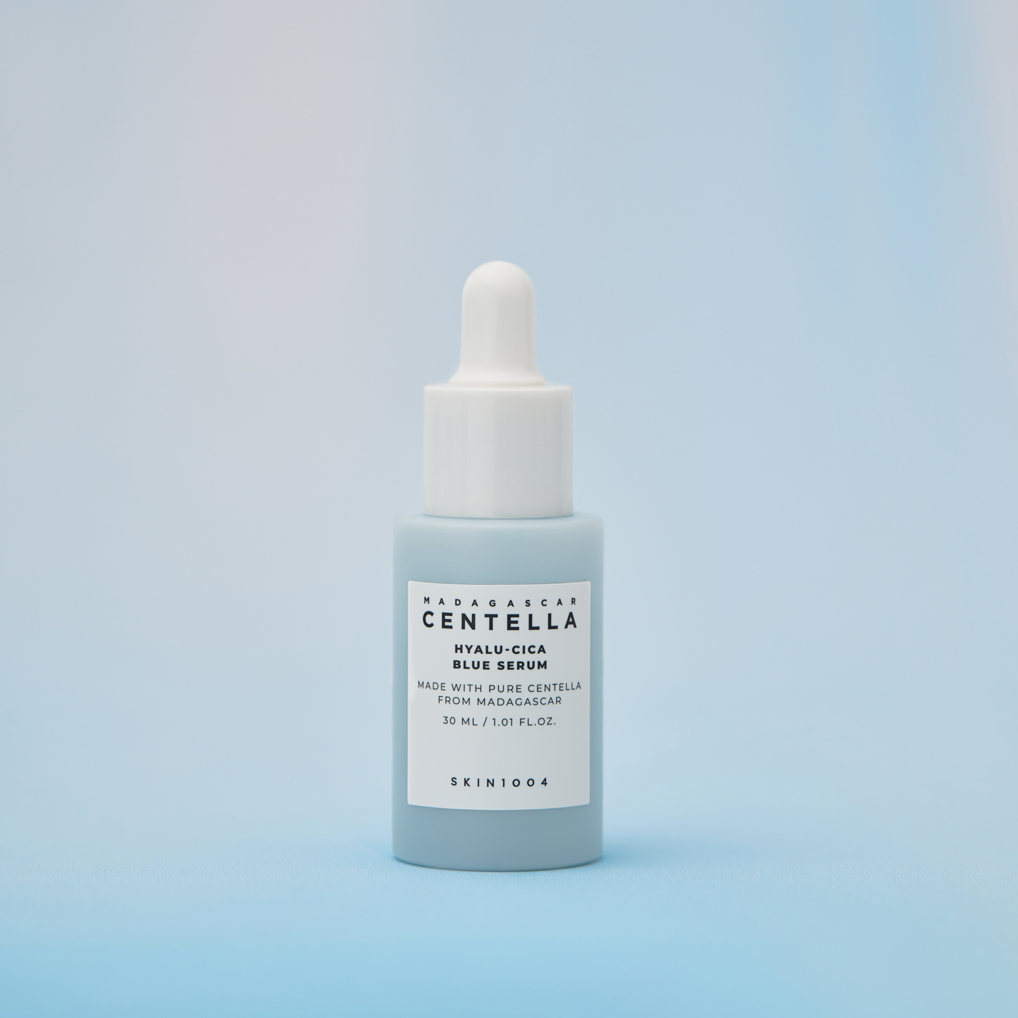 SKIN1004 Madagascar Centella Hyalu-Cica Blue Serum 30ml
