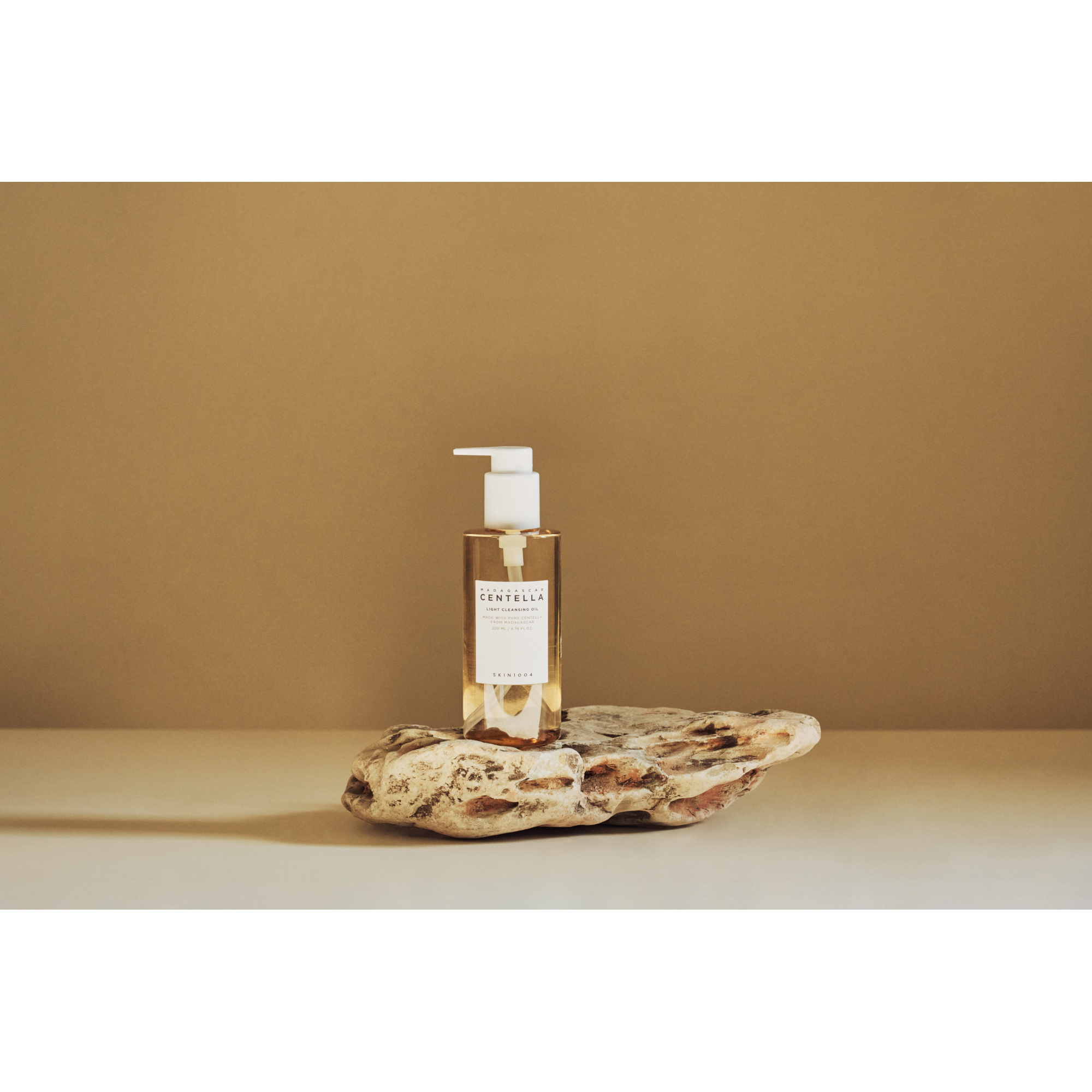 SKIN1004 Madagascar Centella Light Cleansing Oil 200ml