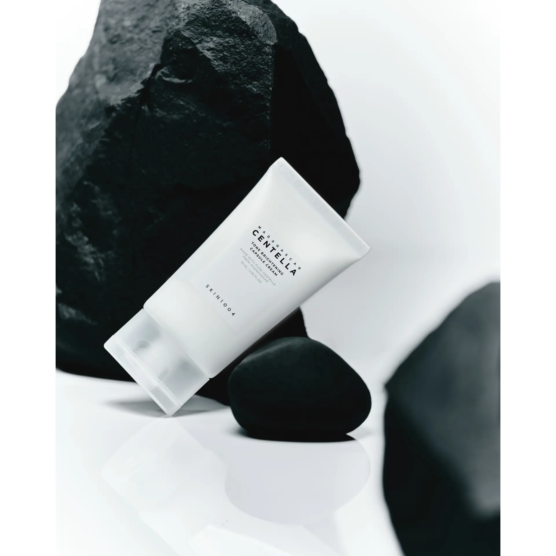 SKIN1004 Madagascar Centella Tone Brightening Capsule Cream 75ml