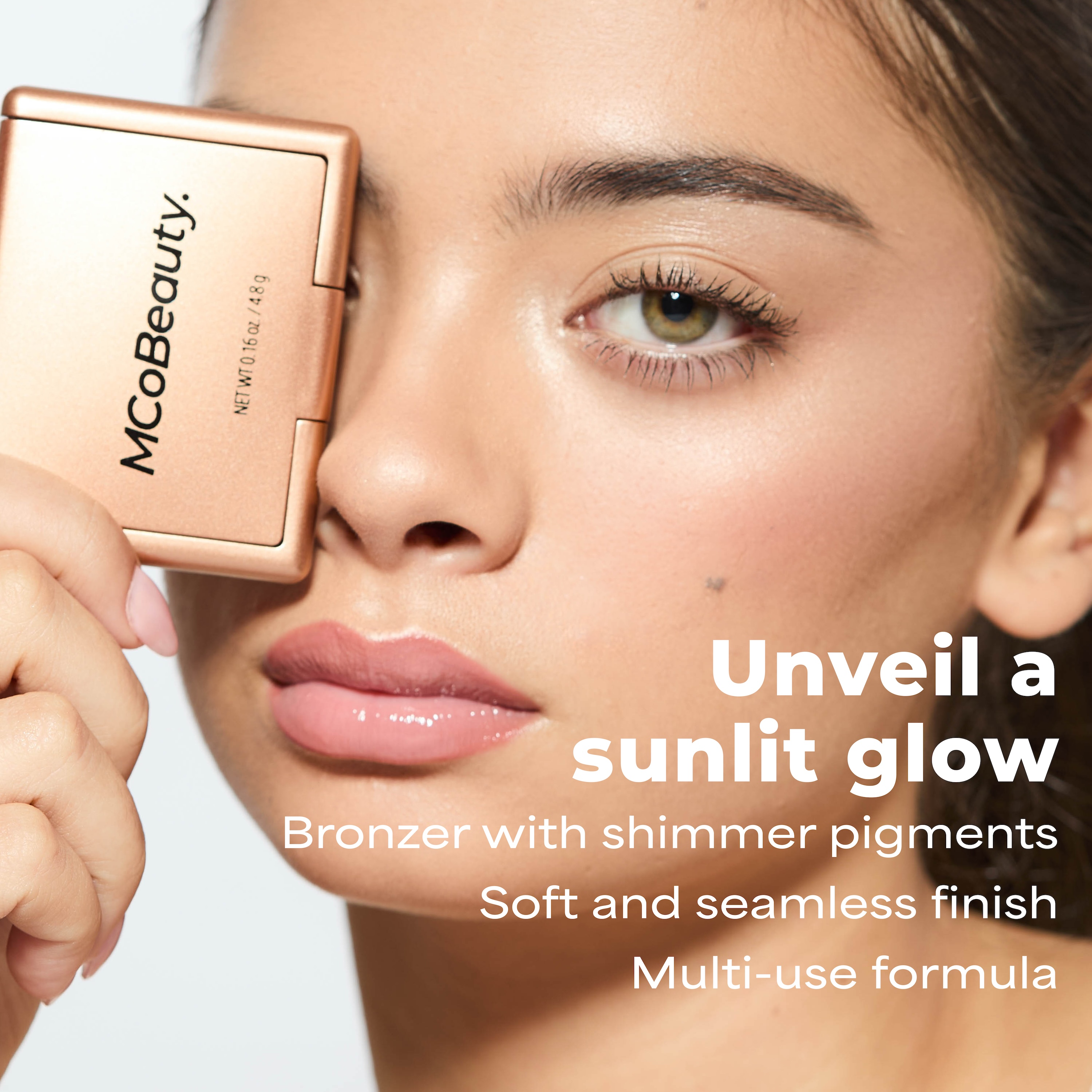 MCoBeauty Summer Glow Bronzing Powder