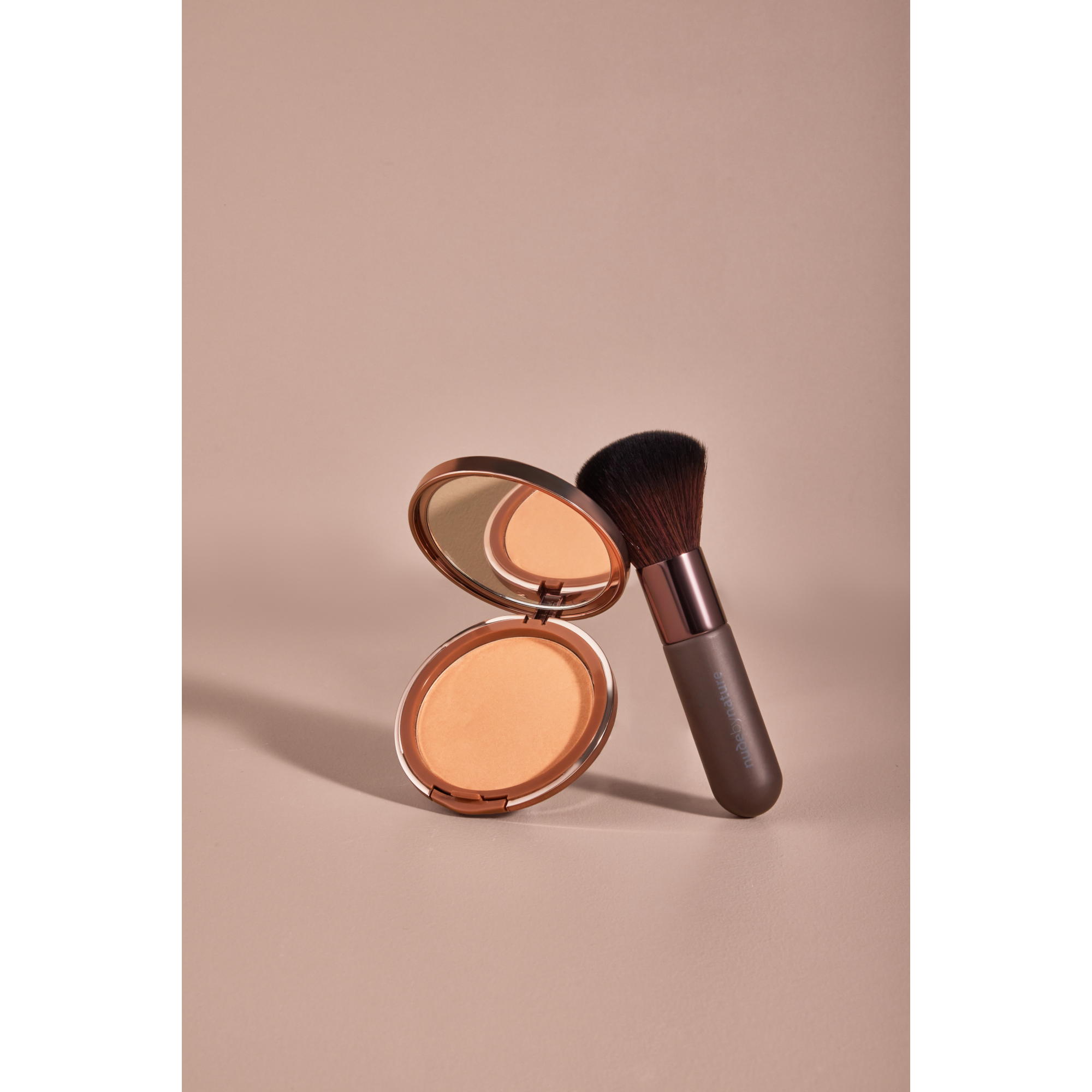 Nude by Nature Flawless Pressed Powder Foundation