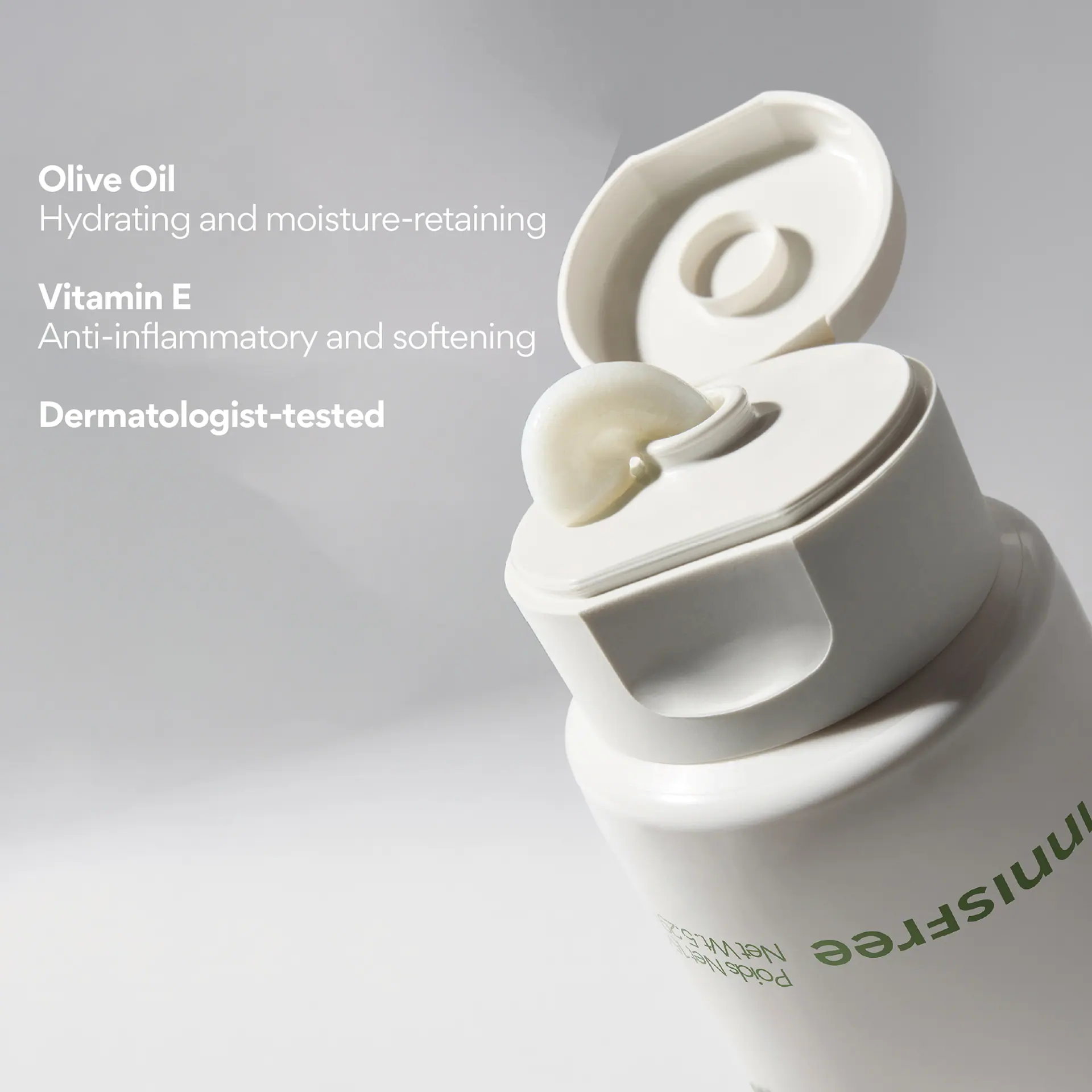 INNISFREE Olive Vitamin E Real Cleansing Foam 150g