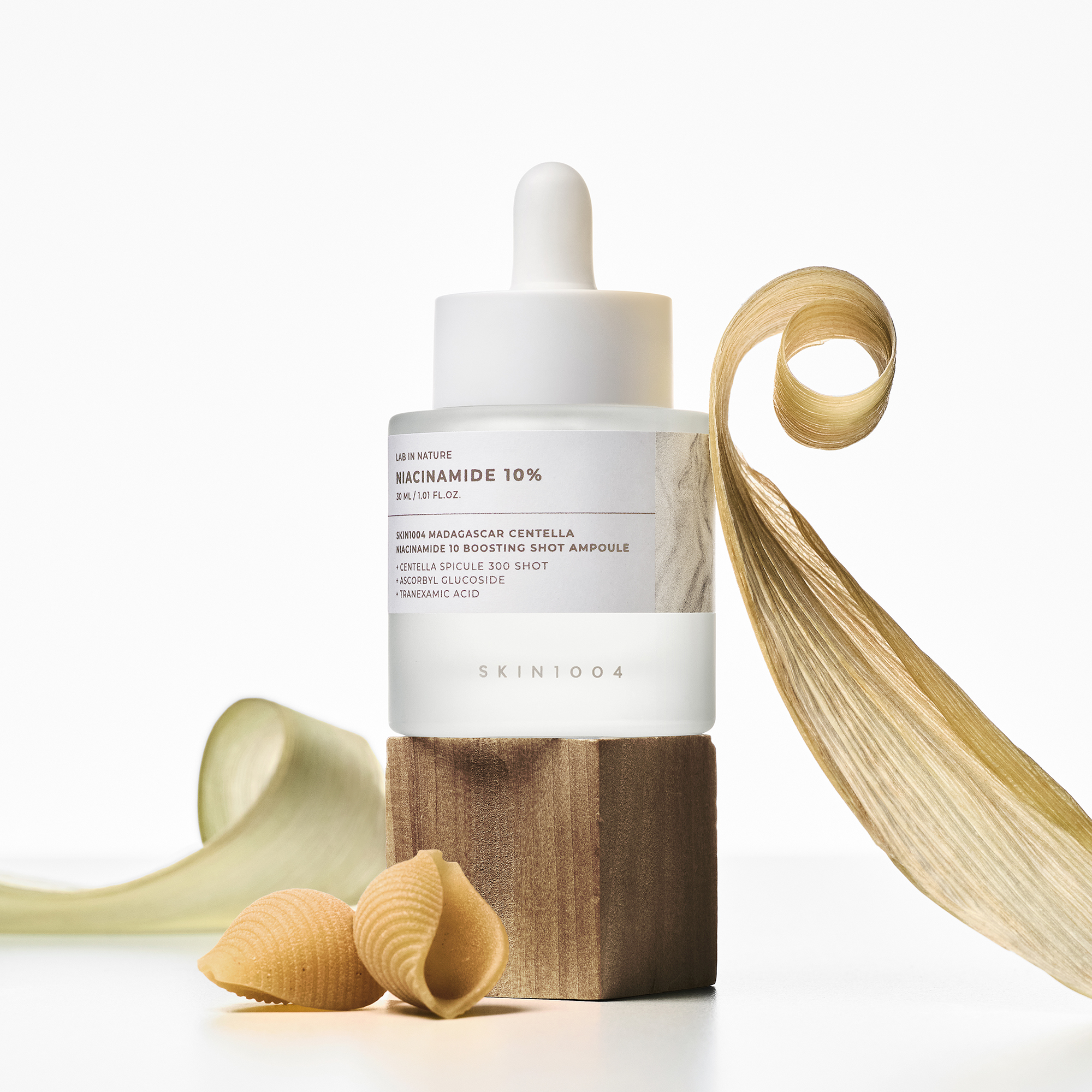 Skin1004 Madagascar Centella Niacinamide 10 Boosting Shot Ampoule 30ml