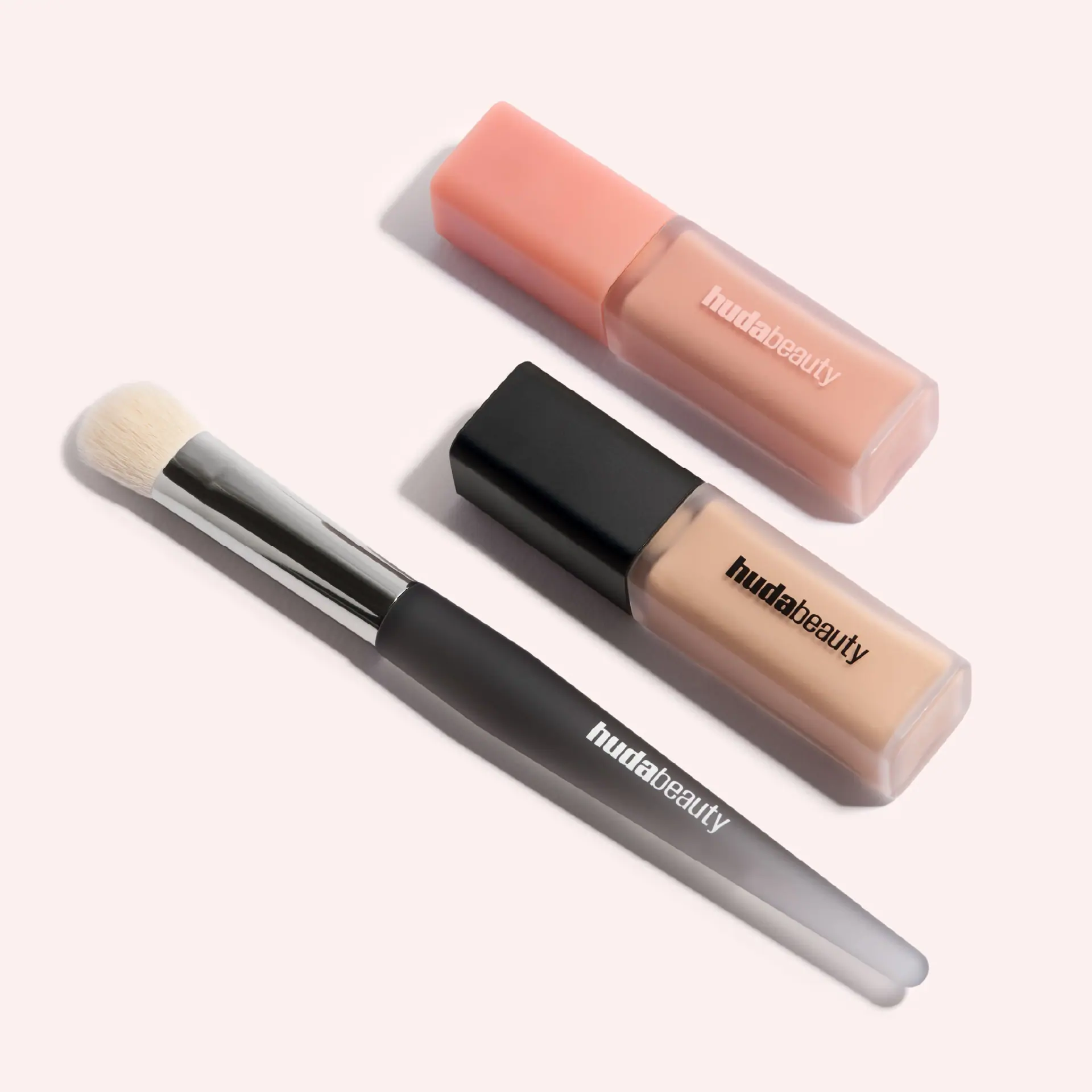 Huda Beauty Concealer Brush