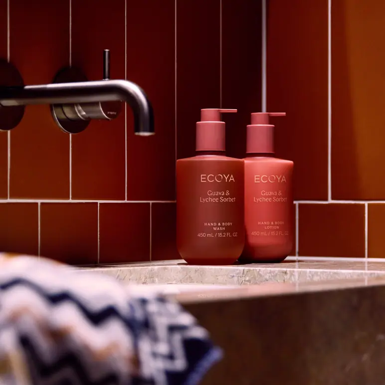 ECOYA Hand & Body Lotion Guava & Lychee Sorbet 450ml