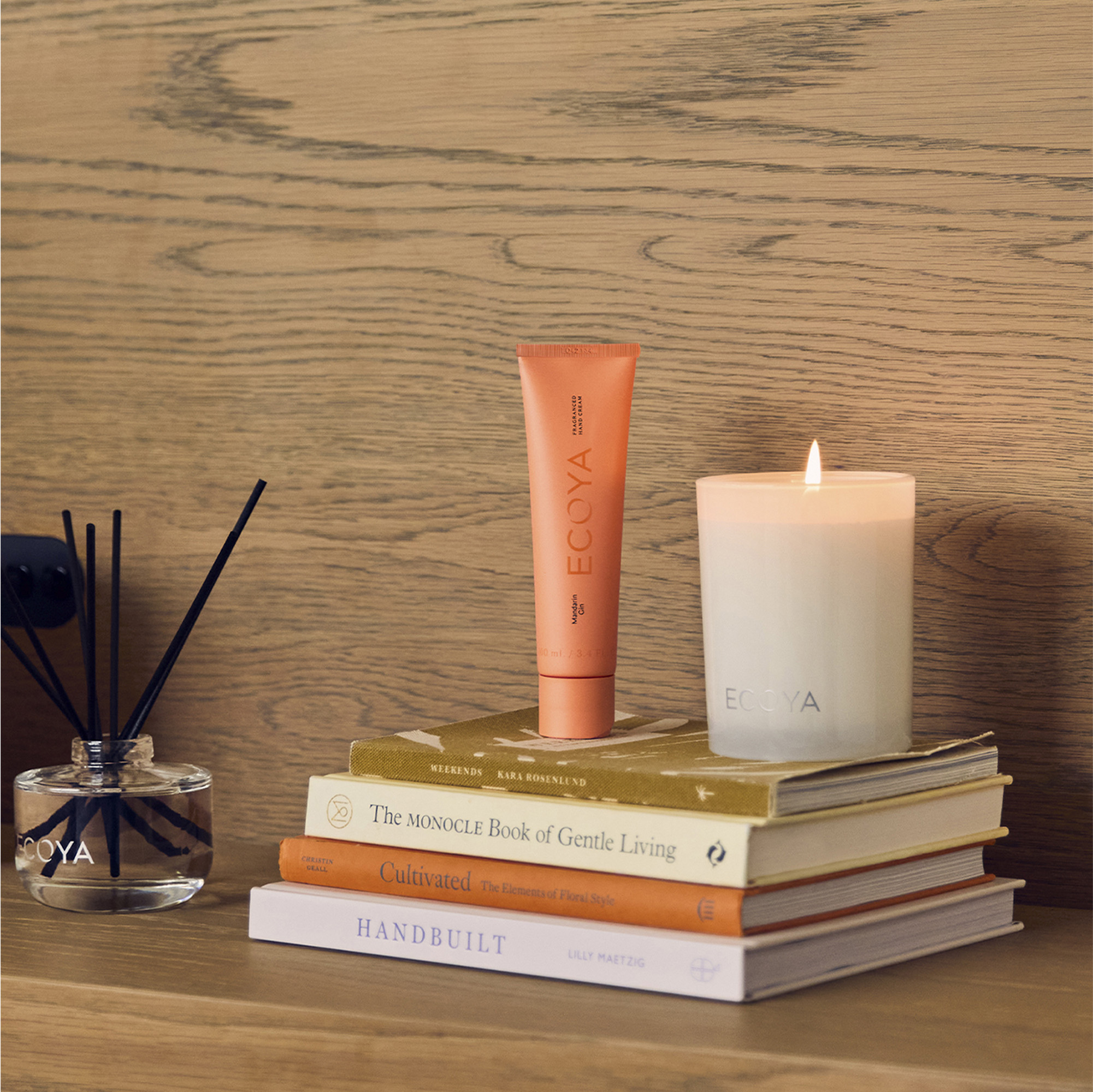 ECOYA Mandarin Gin Madison Candle 400g