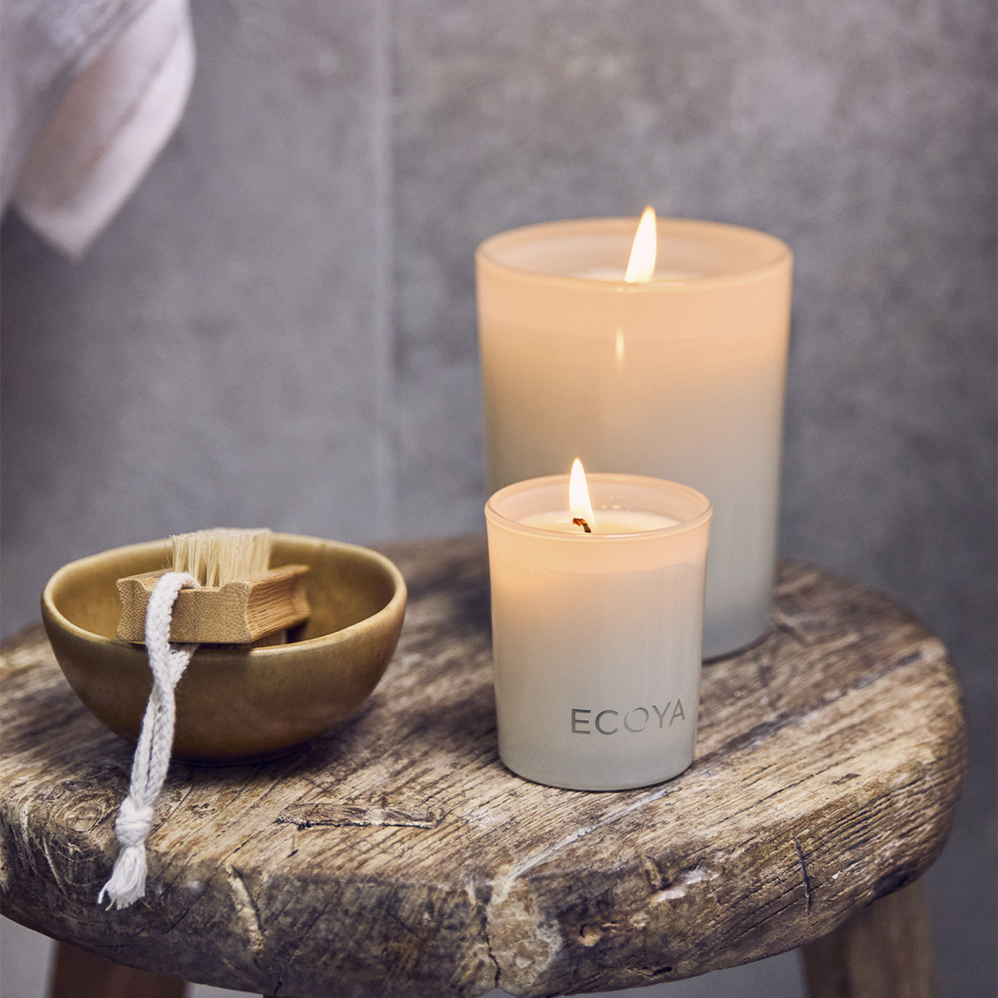 ECOYA Sandalwood & Amber Mini Madison Candle 80g