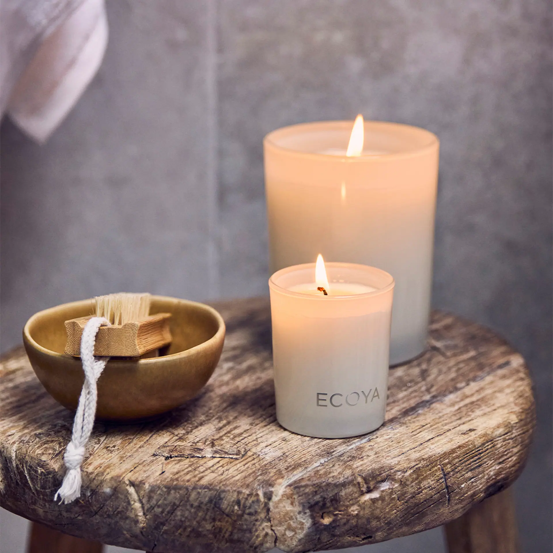 ECOYA Sandalwood & Amber Mini Madison Candle 80g