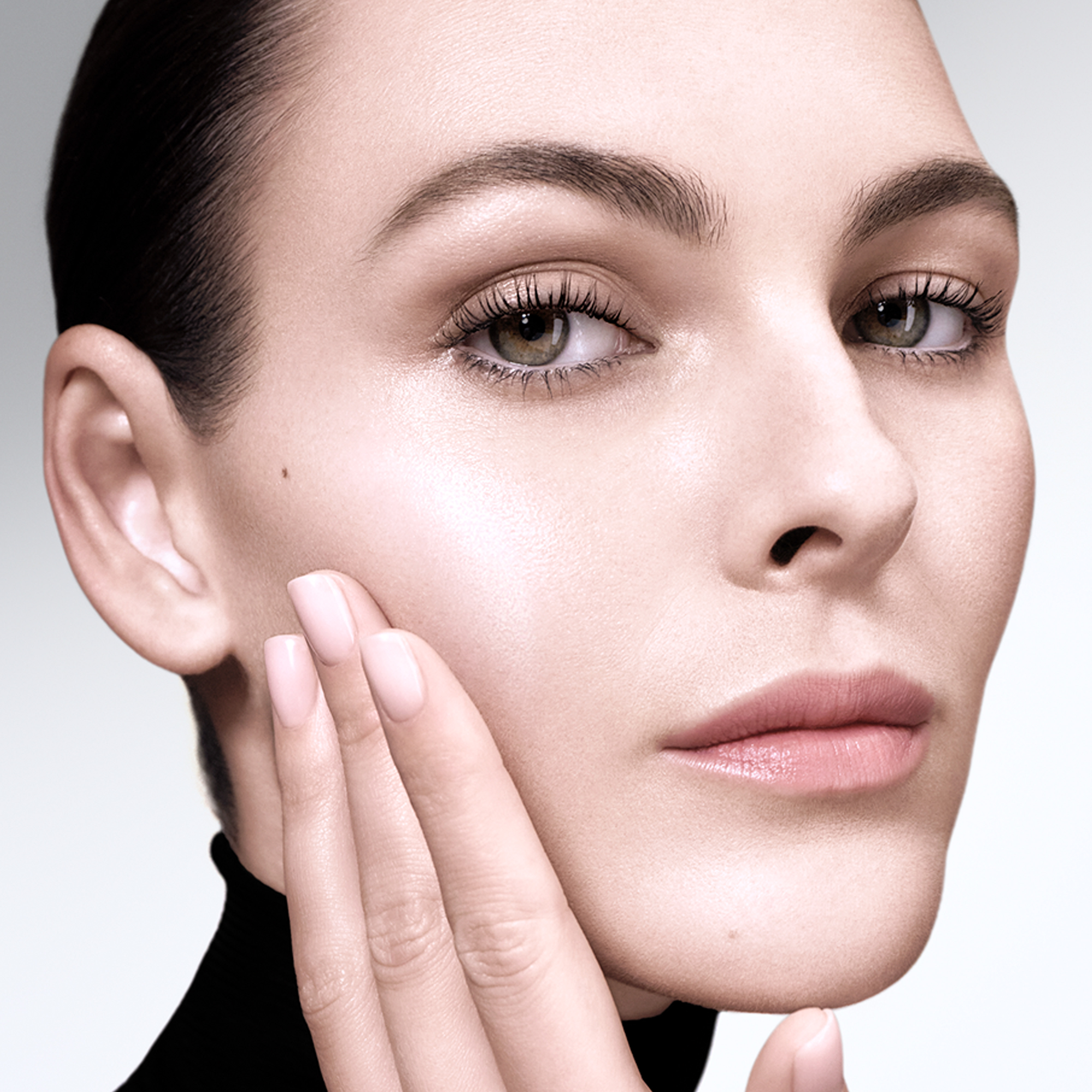 Giorgio Armani Crema Nera Essence 150mL